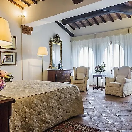 Fossatello Sleeps 10 With Pool And Air Con *