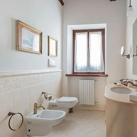 Fossatello Sleeps 10 With Pool And Air Con