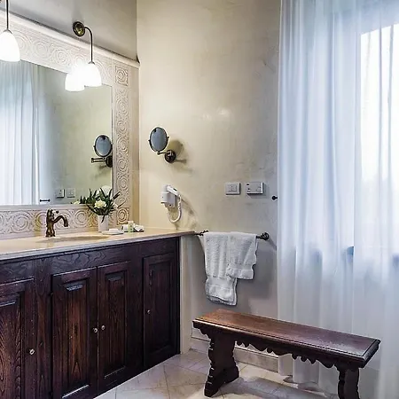 Fossatello Sleeps 10 With Pool And Air Con Villa