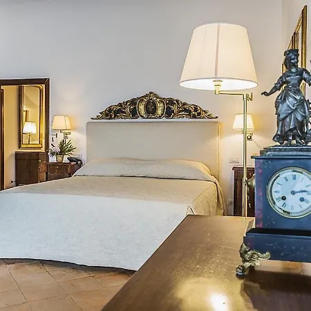 Fossatello Sleeps 10 With Pool And Air Con *